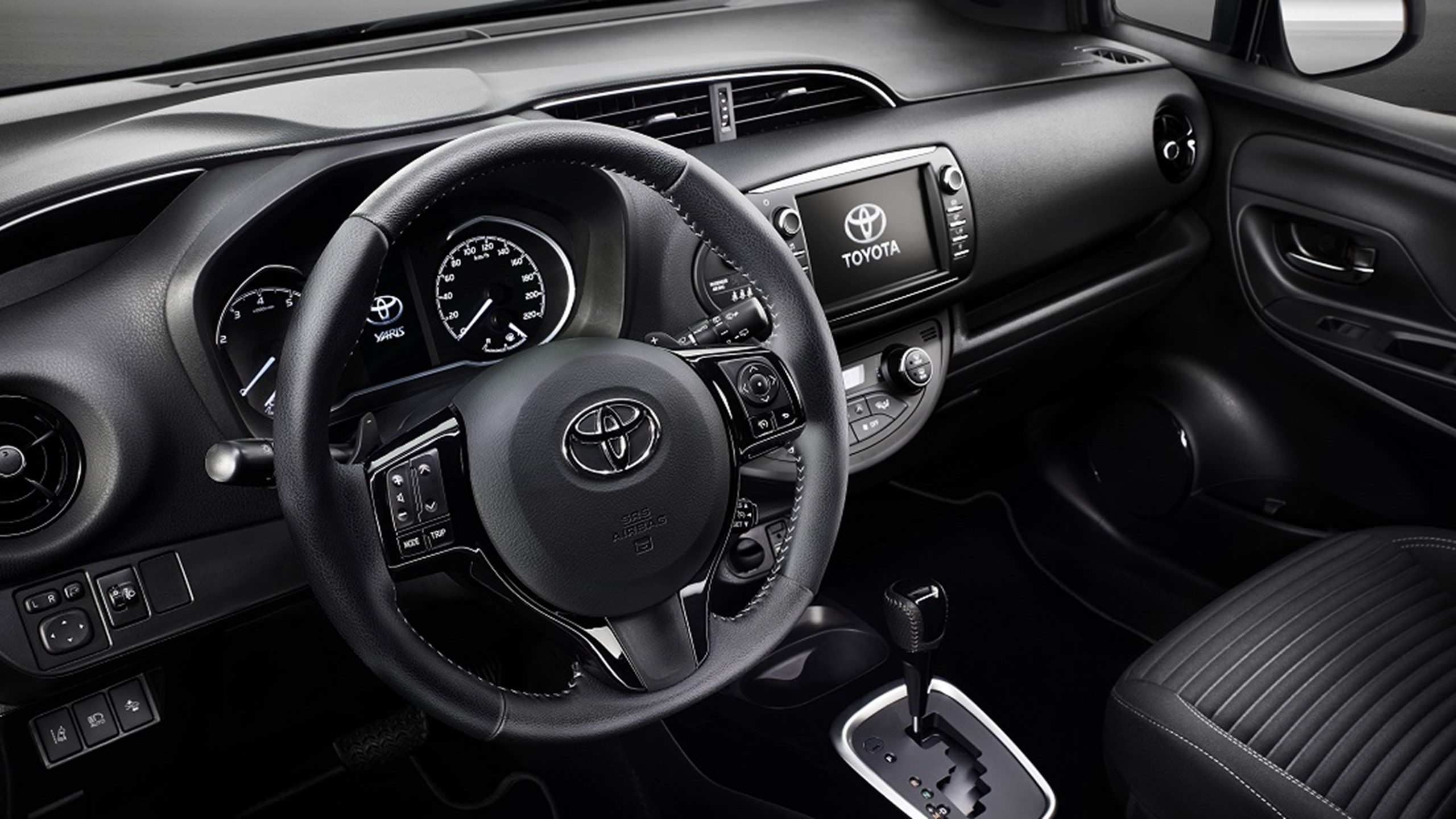 Toyota Yaris 2017 Instrumentbord 1140X600