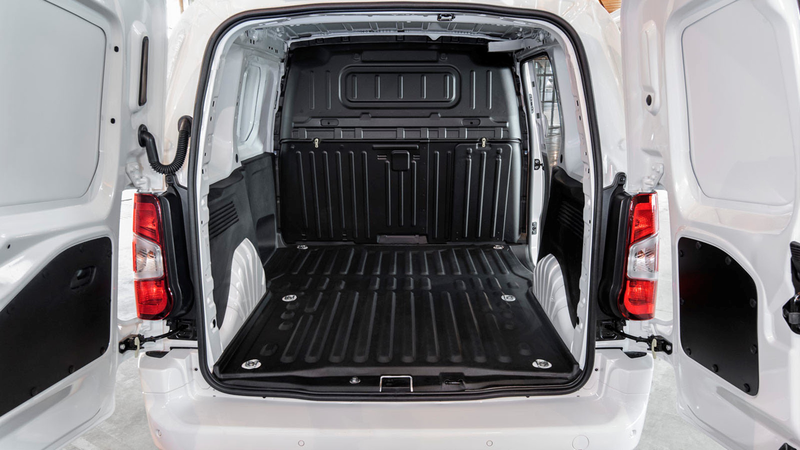 Toyota Proace City Varerum 1600X900 (1)