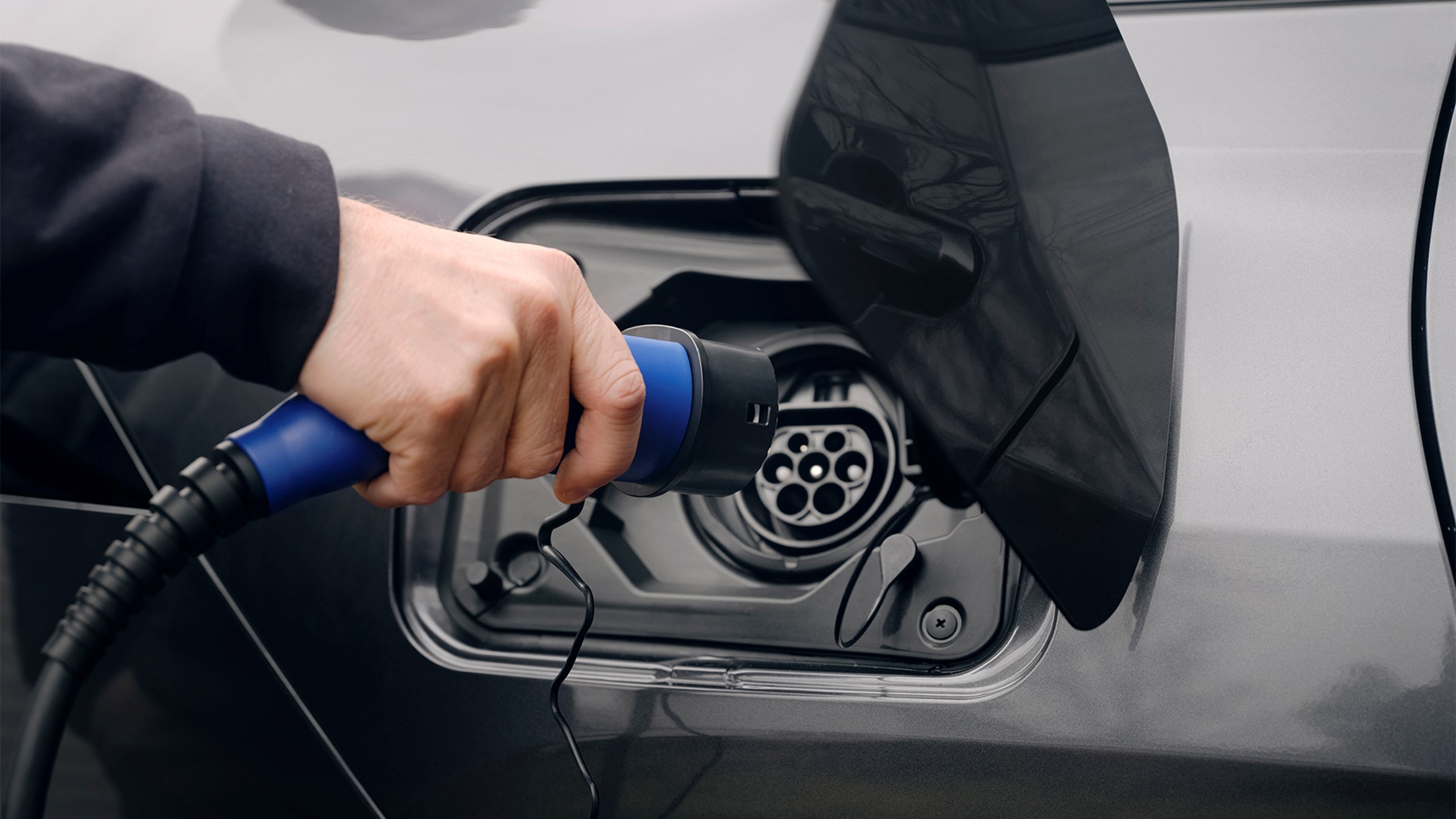 2020 Rav 4 Plug In Hybrid Stik1900x1069